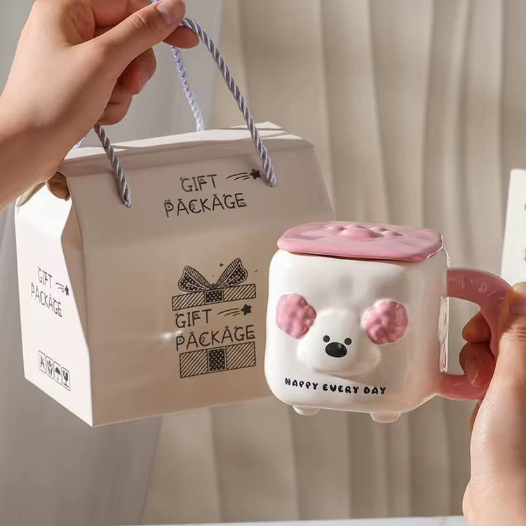 ماگ طرح برجسته پایه دار